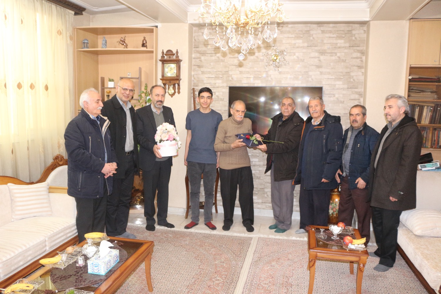 دیدار صمیمانه با گنجینه‌های انسانی؛ برنامه مستمر تکریم بازنشستگان در شرکت برق منطقه‌ای آذربایجان تداوم فرهنگ قدردانی؛ عیادت و دلجویی از پیشکسوتان شرکت برق منطقه‌ای آذربایجان 