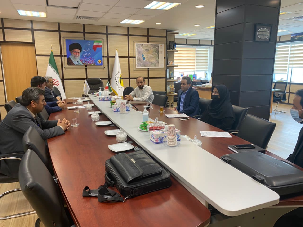 دیدارفرماندار شهرستان ملکان با مدیر عامل برق منطقه ای آذربایجان