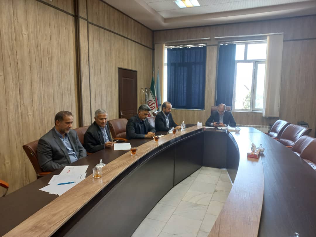 دیدار مدیر عامل شرکت برق منطقه ای آذربایجان با دادستان استان آذربایجان غربی