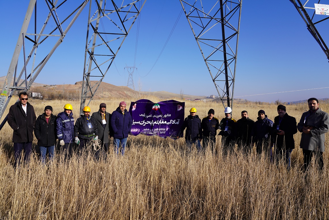 برگزاری مانور تمرینی - آموزشی منطقه شمالغرب کشور با هدف مهار سیل در زیرساخت های برق شهرستان نیر استان اردبیل