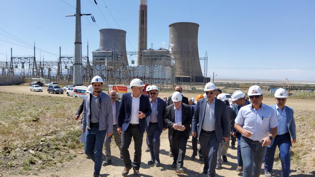 معاون وزیر نیرو در امور برق و انرژی: