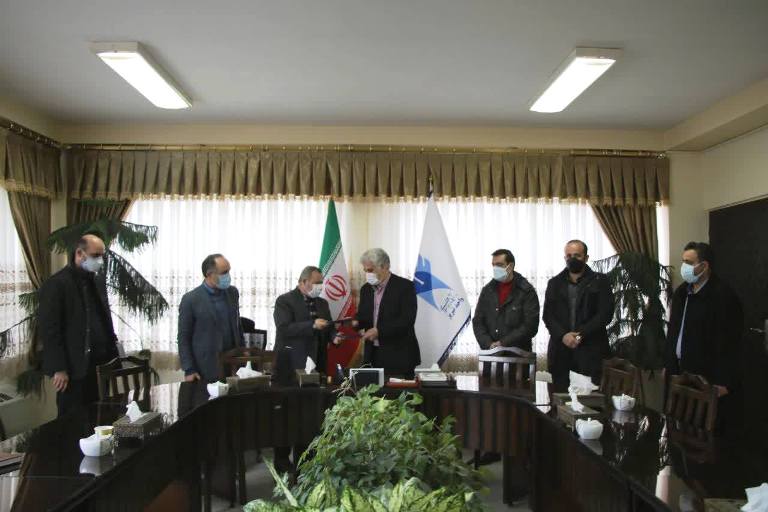 انعقاد تفاهم نامه همکاری برق منطقه ای با دانشگاه آزاد