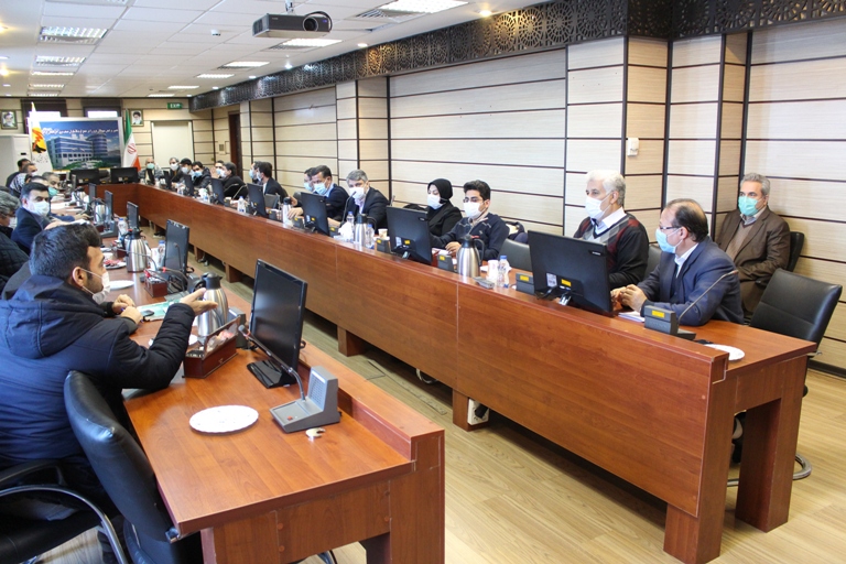 جلسه مدیرعامل با مدیران صنایع و مشترکین صنعتی