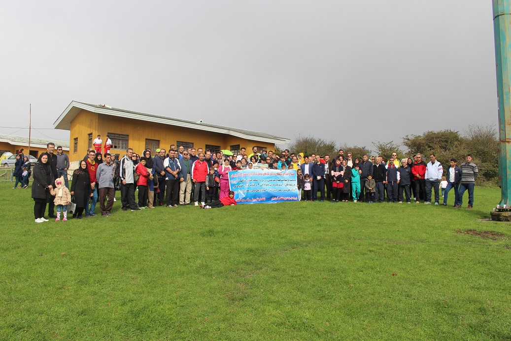 گلگشت خانوادگی و پیاده روی در منطقه فندقلو اردبیل