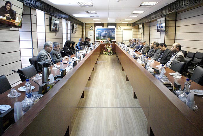 جلسه شورای معاونین و مشاورین برق آذربایجان
