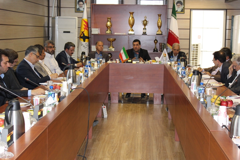 گزارشی از جلسه اختتامیه ارزیابی از عملکرد بخش انتقال معاونت بهره برداری برق آذربایجان